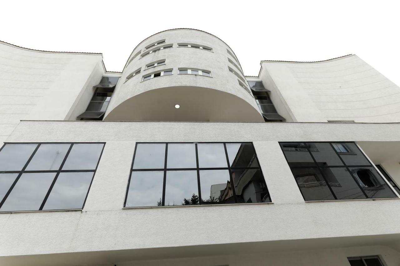 Hotel Gjuta Tirana Exterior foto