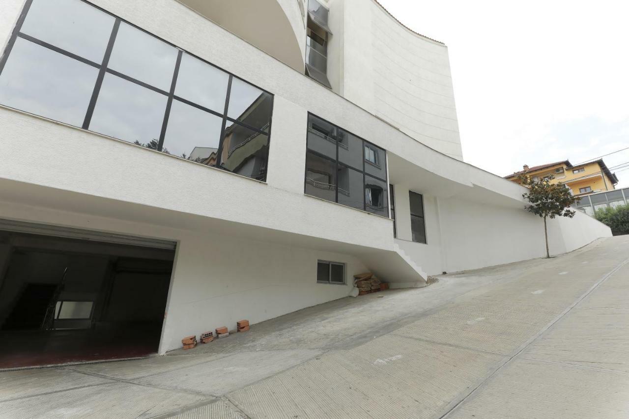 Hotel Gjuta Tirana Exterior foto